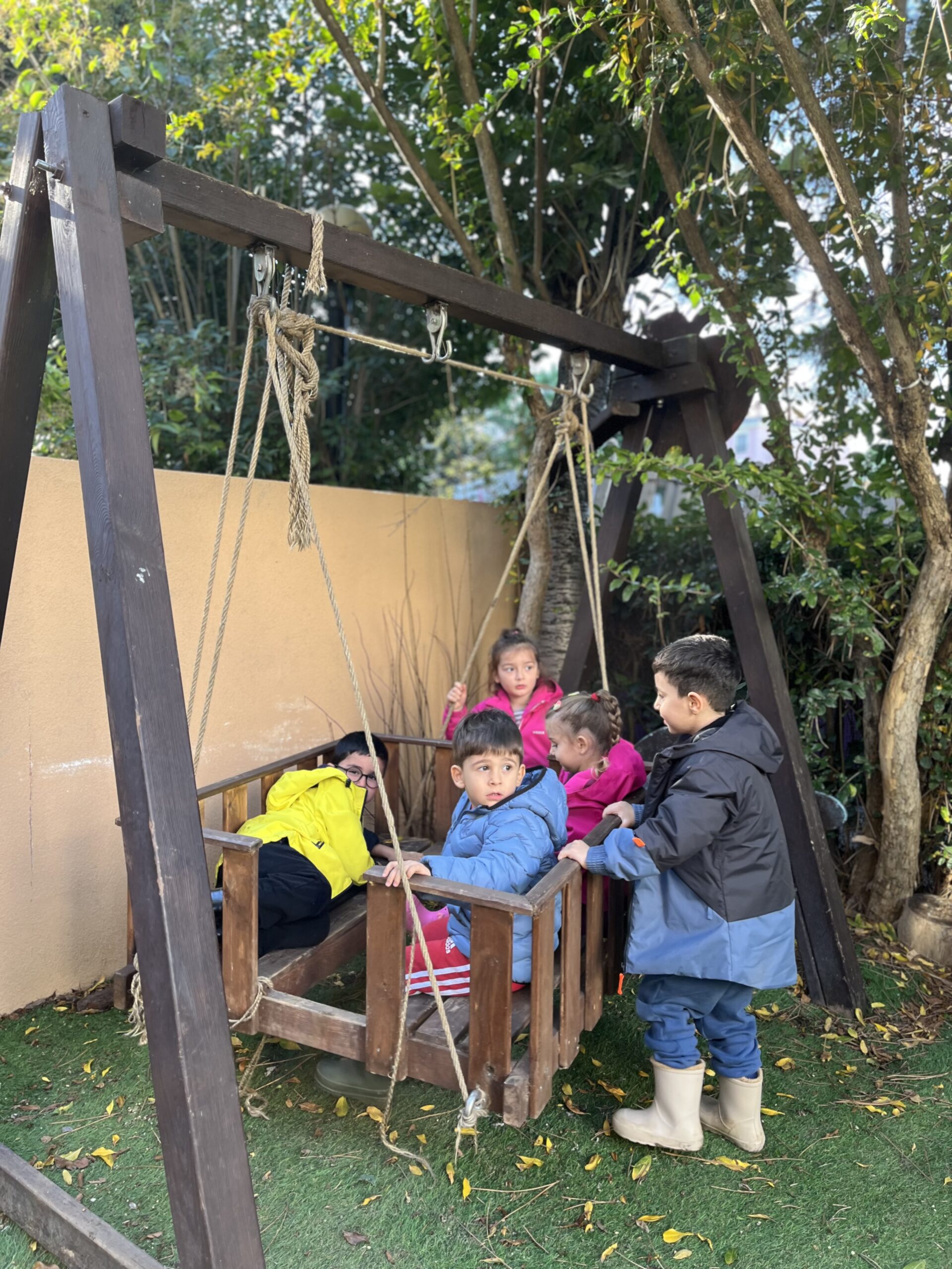 bahcesehir-nova-anaokulu-bahce